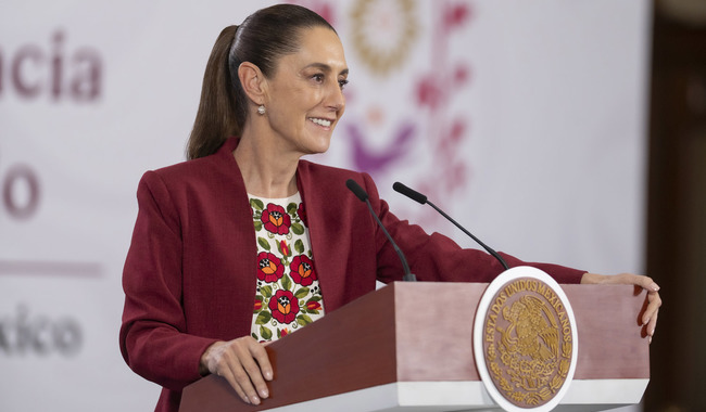 Queremos más obra para mejorar la vida y tener conectado al país: Presidenta destaca inversión de 315 mil 331 mdp para carreteras